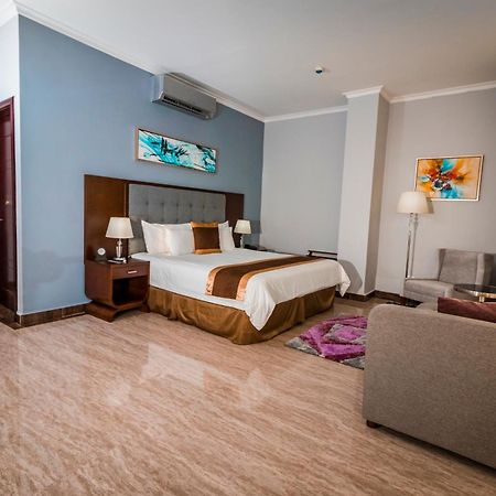 Hotel City Plaza & Suites David Extérieur photo